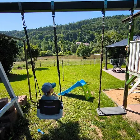 Lägenhet Main Burgblick- Malerische Lage Am Wasser Kreuzwertheim